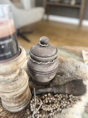 1houten pot met deksel 20cm